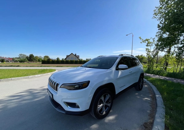 Jeep Cherokee cena 99000 przebieg: 75000, rok produkcji 2018 z Rzeszów małe 254